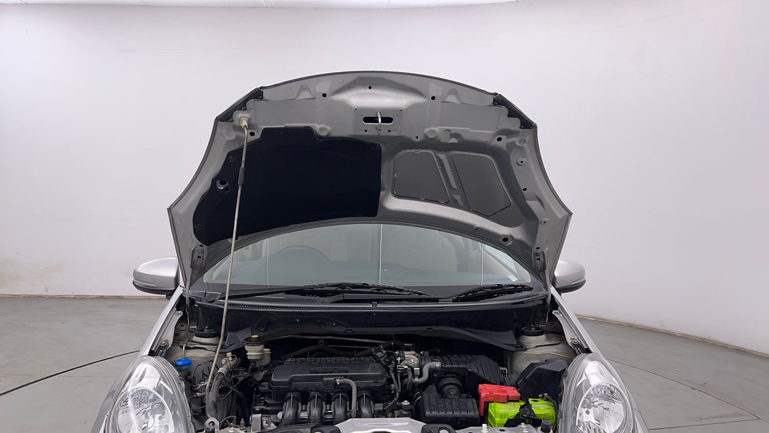 Used 2017 Honda Amaze 1.2 S i-VTEC Petrol Manual engine ENGINE & BONNET OPEN FRONT VIEW