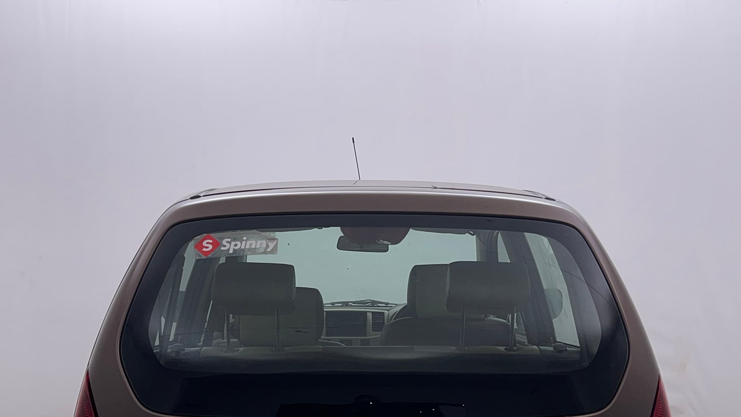 Used 2013 Maruti Suzuki Estilo LXi BS-IV Petrol Manual exterior BACK WINDSHIELD VIEW