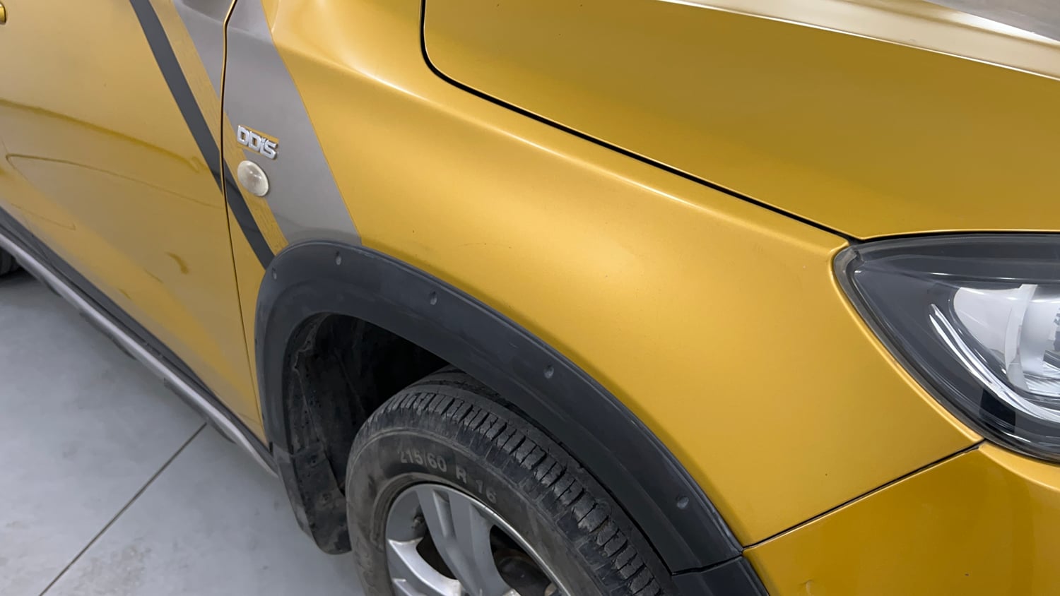 Used 2017 Maruti Suzuki Vitara Brezza [2016-2020] ZDi Diesel Manual dents MINOR SCRATCH