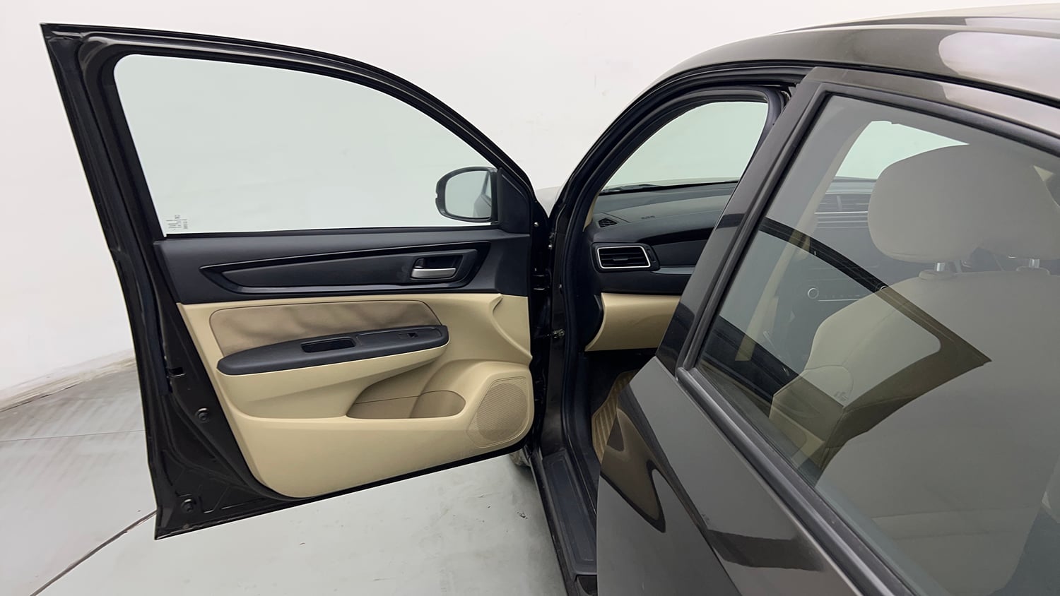 Used 2019 Honda Amaze 1.2 V CVT Petrol Petrol Automatic interior LEFT FRONT DOOR OPEN VIEW