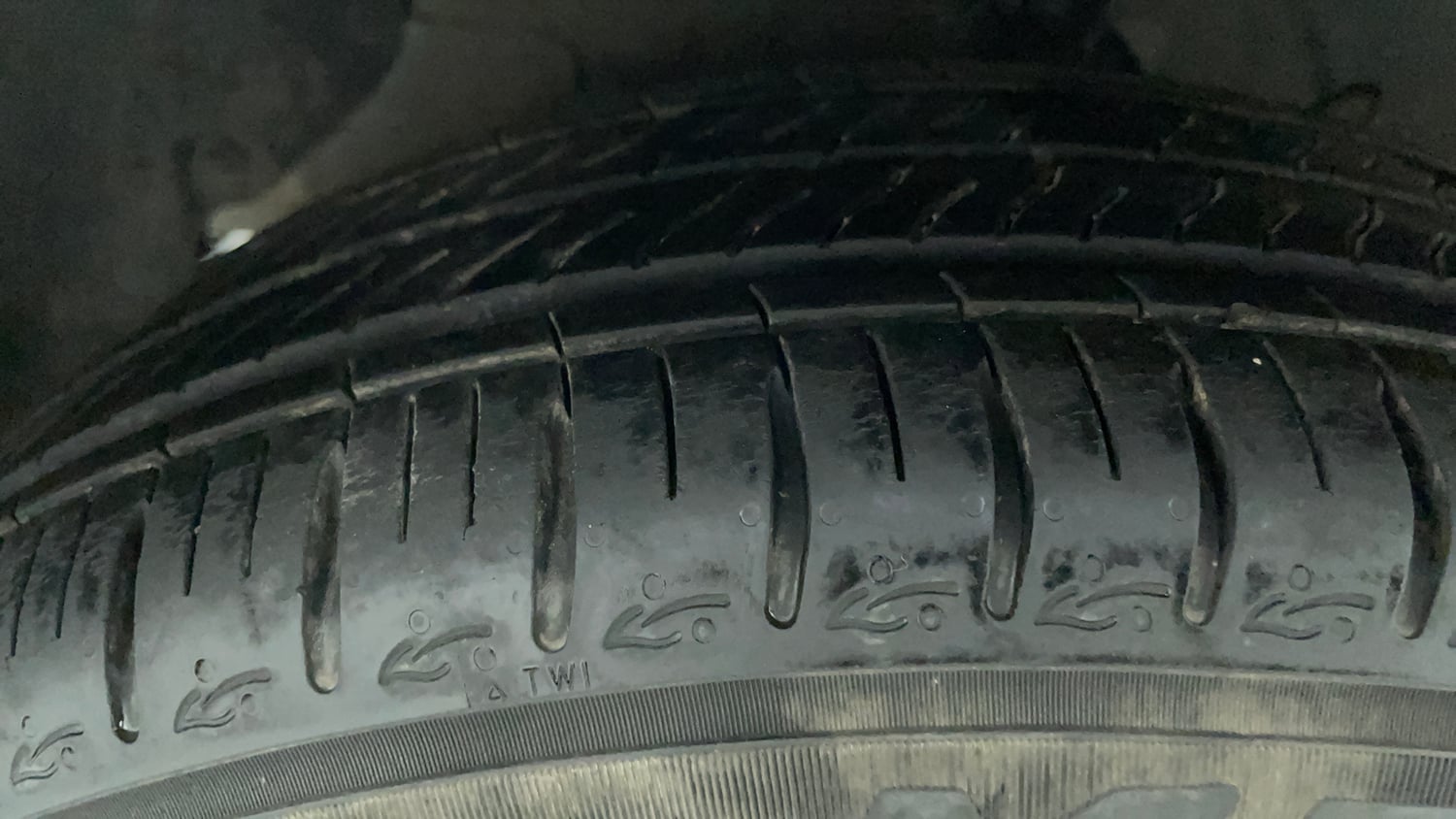 Used 2024 Hyundai Grand i10 Nios Sportz 1.2 Kappa VTVT Petrol Manual tyres LEFT FRONT TYRE TREAD VIEW