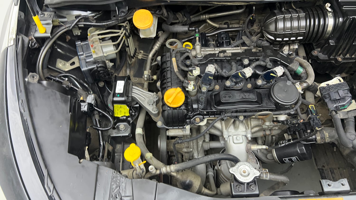 Used 2020 Tata Altroz XZ Petrol Petrol Manual engine ENGINE RIGHT SIDE VIEW
