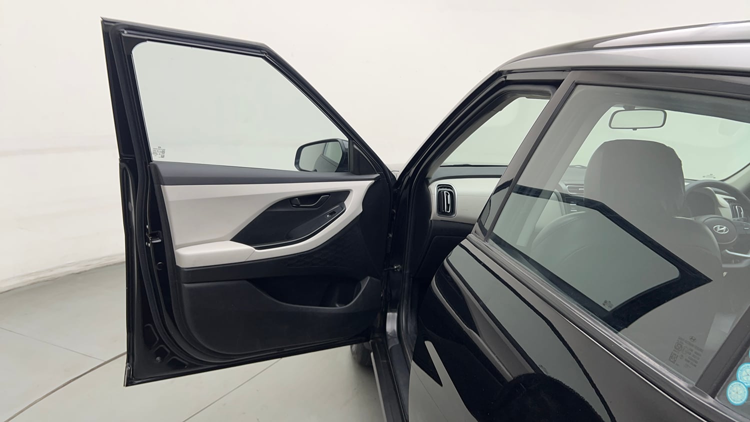Used 2024 Hyundai Creta EX 1.5 Petrol Petrol Manual interior LEFT FRONT DOOR OPEN VIEW