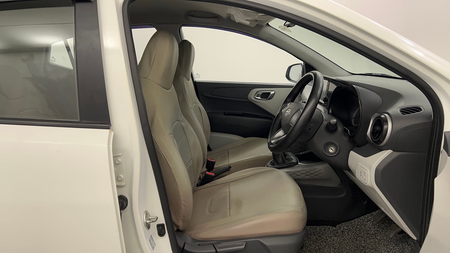 Used 2021 Hyundai Grand i10 Nios Sportz 1.2 Kappa VTVT CNG Cng Manual interior RIGHT SIDE FRONT DOOR CABIN VIEW