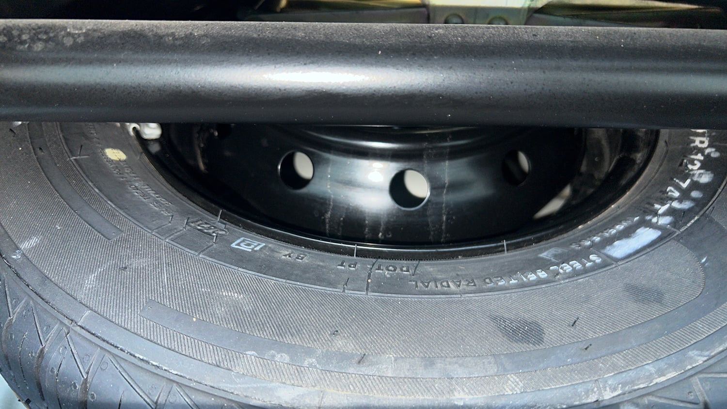 Used 2021 Maruti Suzuki Alto 800 LXi (O) CNG Cng Manual tyres SPARE TYRE VIEW