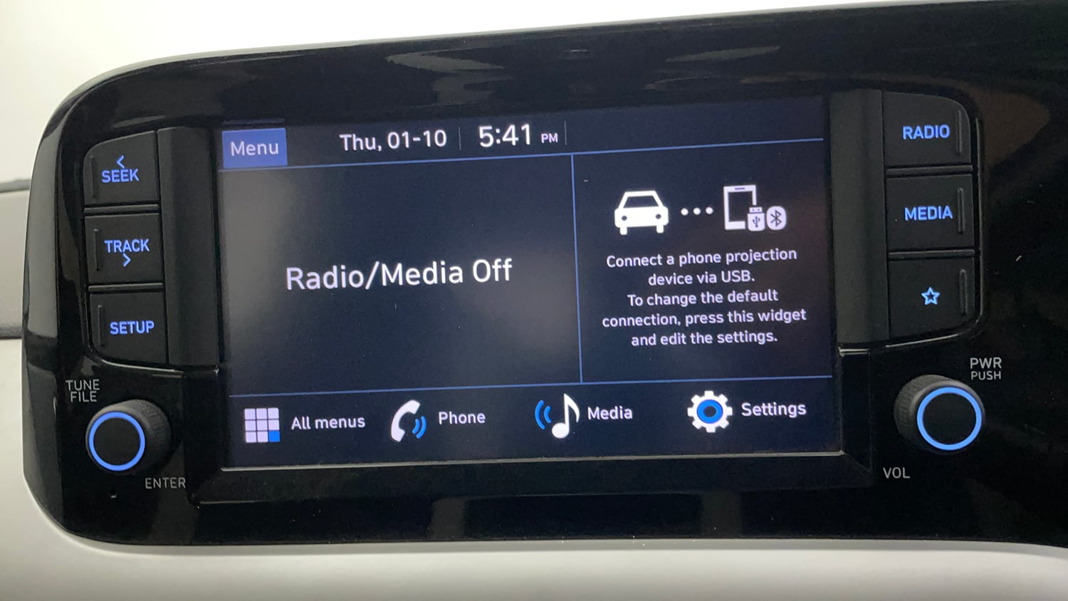 Used 2024 Hyundai Grand i10 Nios Sportz 1.2 Kappa VTVT Petrol Manual top_features Integrated (in-dash) music system