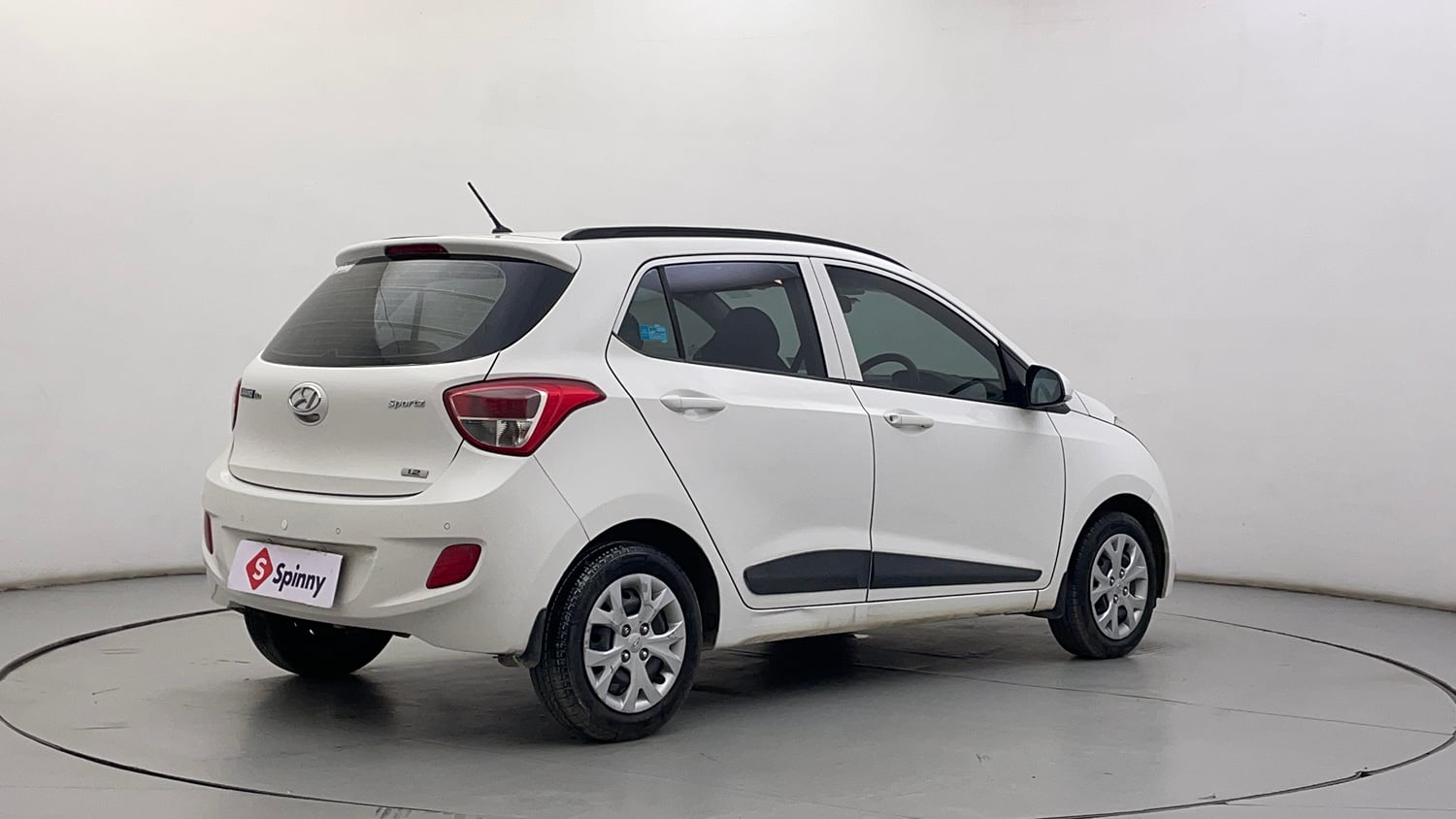 Used 2015 Hyundai Grand i10 Sportz 1.2 Kappa VTVT Petrol Manual exterior RIGHT REAR CORNER VIEW