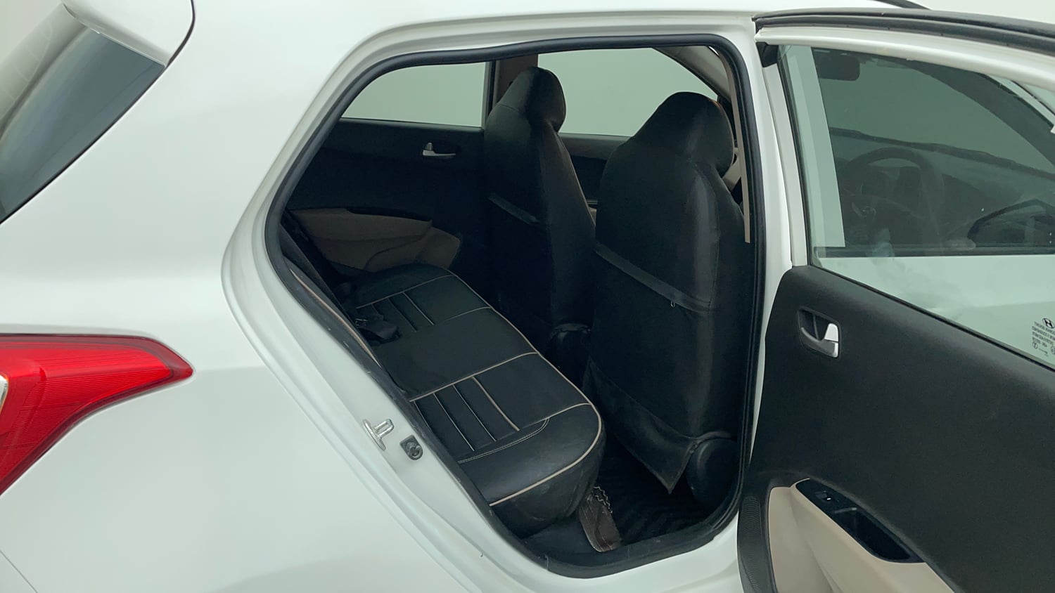 Used 2015 Hyundai Grand i10 Sportz 1.2 Kappa VTVT Petrol Manual interior RIGHT SIDE REAR DOOR CABIN VIEW