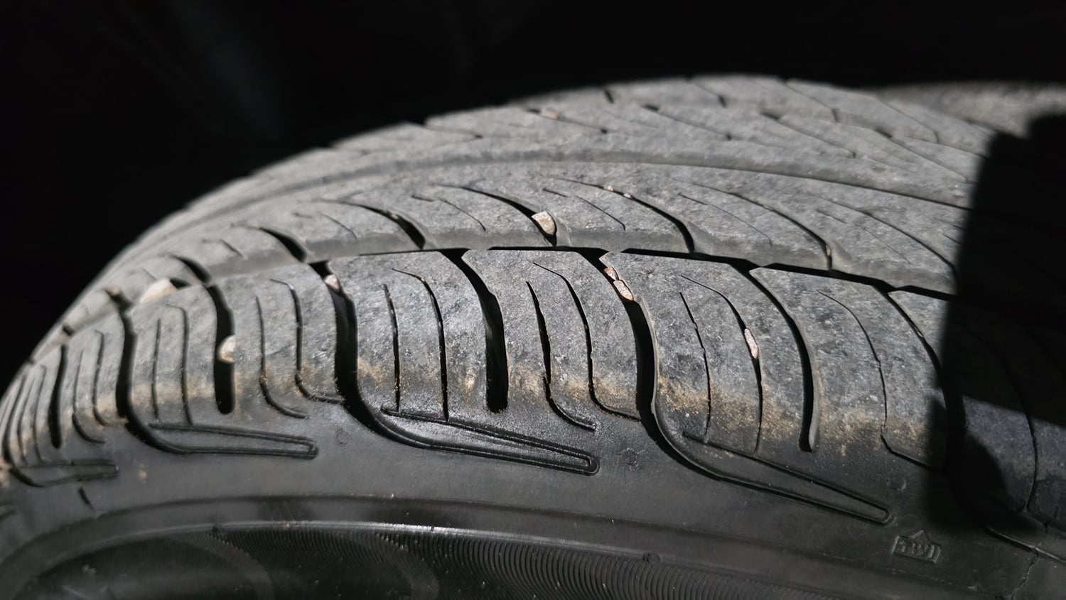 Used 2021 Maruti Suzuki Wagon R LXi 1.0 CNG Cng Manual tyres RIGHT REAR TYRE TREAD VIEW
