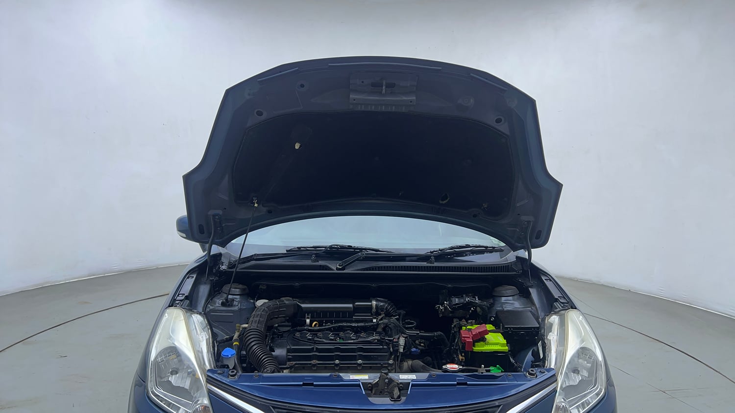 Used 2017 Maruti Suzuki Baleno Delta 1.2 Petrol Manual engine ENGINE & BONNET OPEN FRONT VIEW