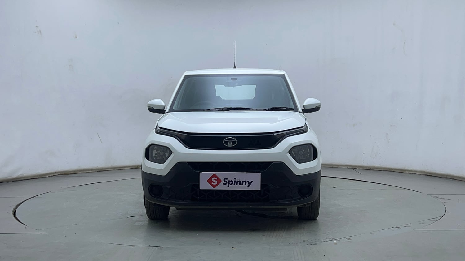 Used 2023 Tata Punch Adventure Rhythm Pack AMT Petrol Automatic exterior FRONT VIEW