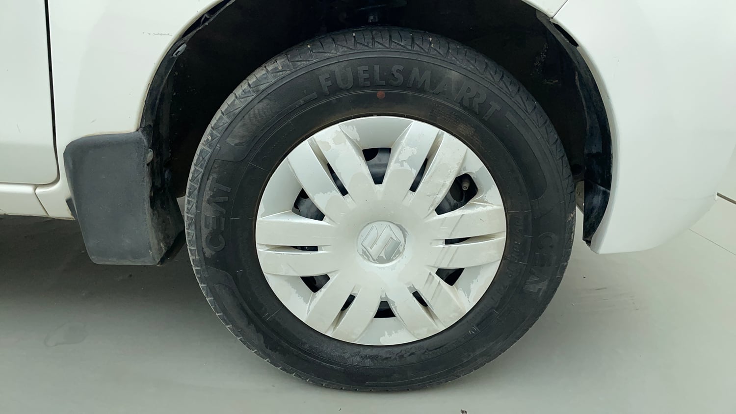 Used 2019 Maruti Suzuki Alto 800 LXi Petrol Manual tyres RIGHT FRONT TYRE RIM VIEW
