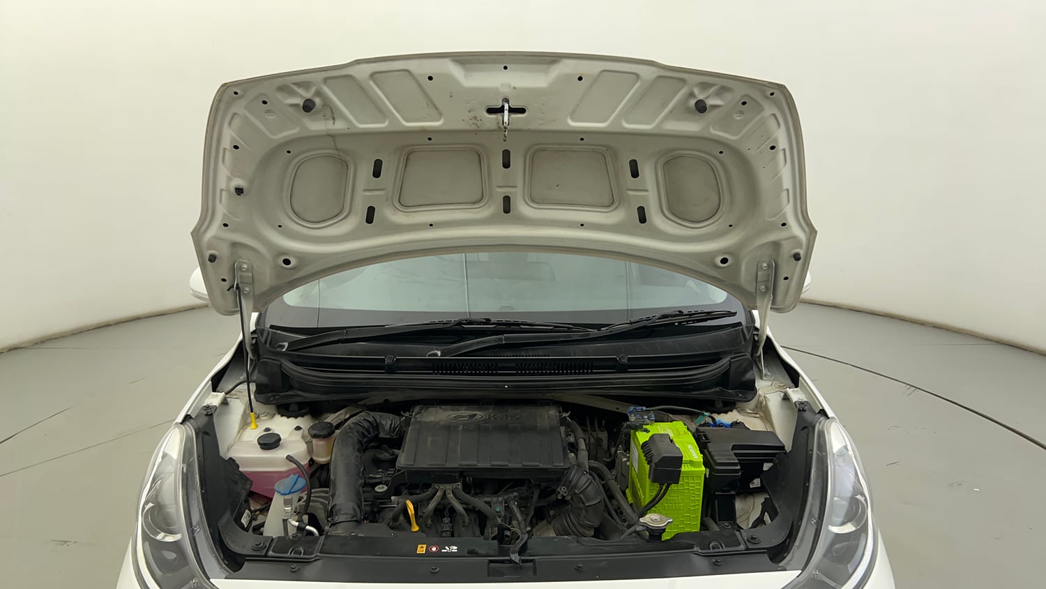Used 2023 Hyundai Grand i10 Nios Sportz 1.2 Kappa VTVT CNG Cng Manual engine ENGINE & BONNET OPEN FRONT VIEW