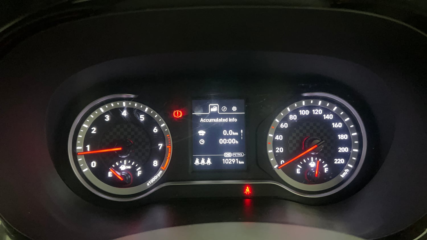 Used 2025 Hyundai Aura SX 1.2 CNG Cng Manual interior CLUSTERMETER VIEW