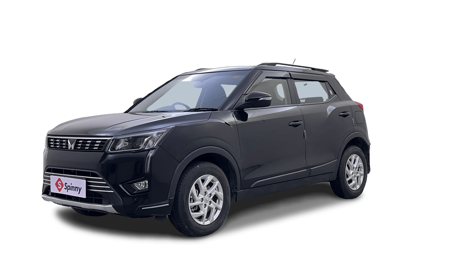 Used 2024 Mahindra XUV 300 W8 1.2 Petrol Petrol Manual Image