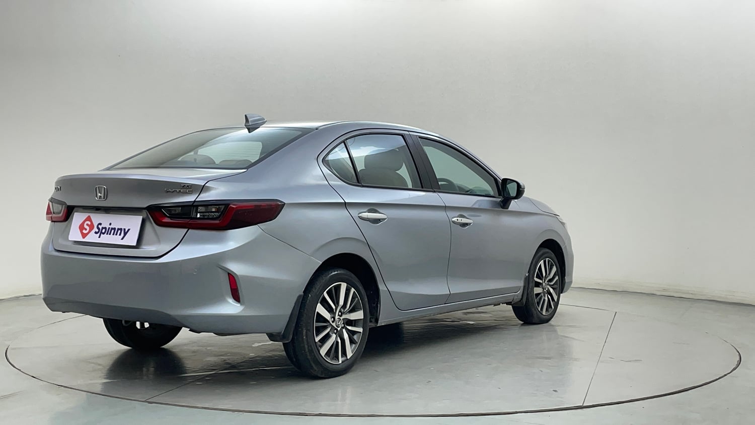 Used 2021 Honda City ZX CVT Petrol Petrol Automatic exterior RIGHT REAR CORNER VIEW