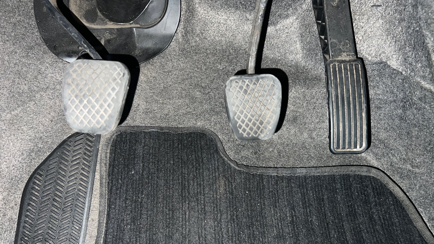 Used 2023 Honda Amaze VX 1.2 Petrol MT Petrol Manual interior PEDALS VIEW