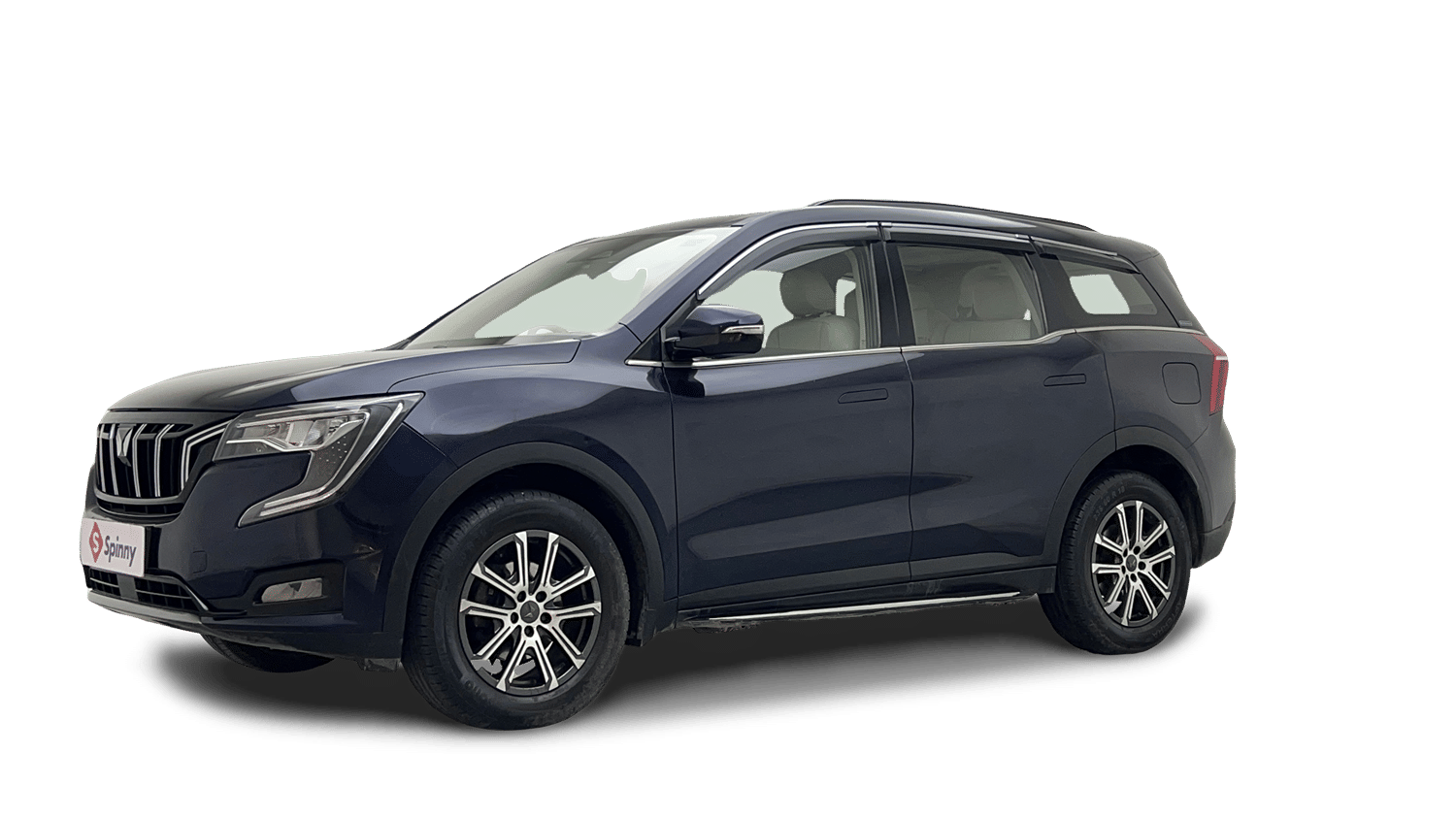 Used 2022 Mahindra XUV700 AX 7 Petrol MT 7 STR Petrol Manual Image