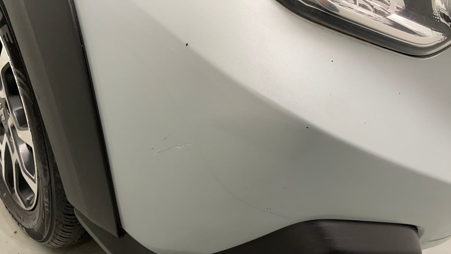 Used 2023 Maruti Suzuki XL6 Zeta MT Petrol Petrol Manual dents MINOR SCRATCH