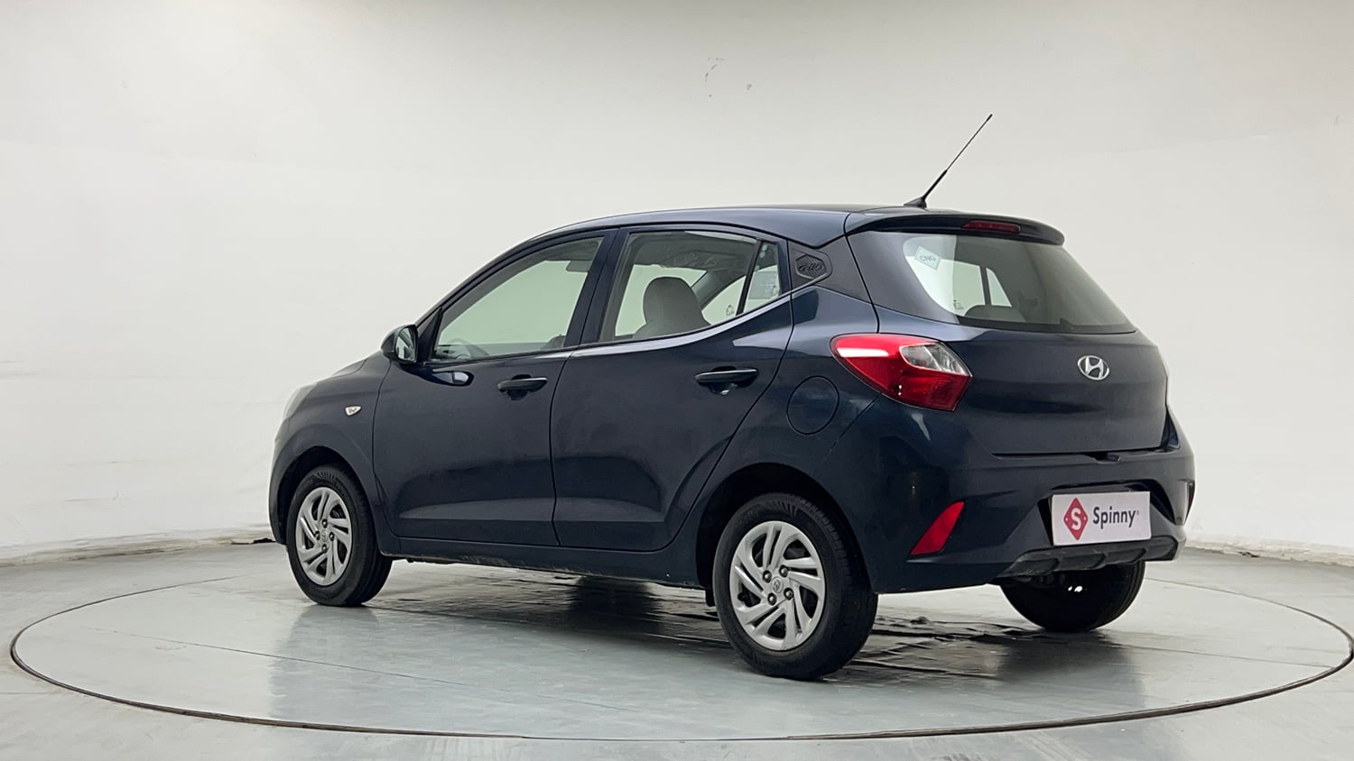 Used 2021 Hyundai Grand i10 Nios Magna 1.2 Kappa VTVT CNG Cng Manual exterior LEFT REAR CORNER VIEW