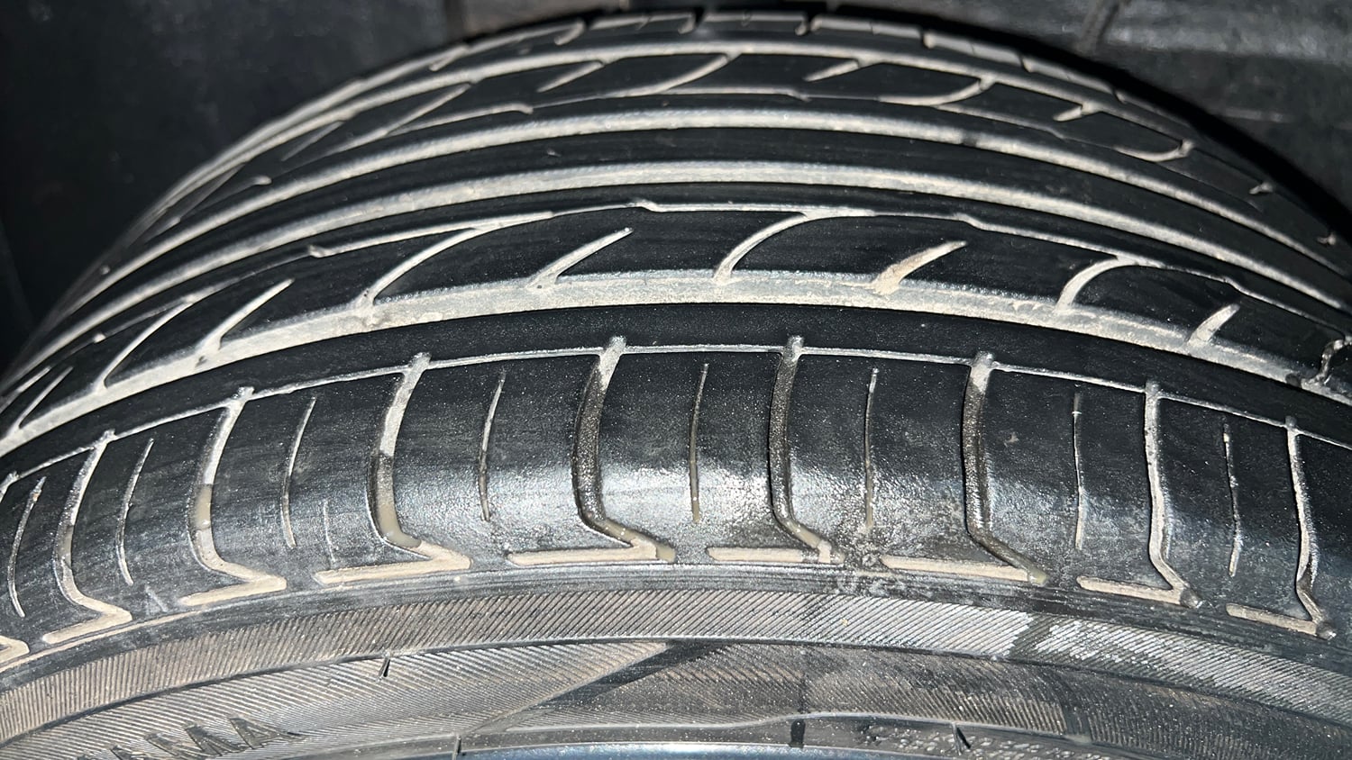Used 2020 Tata Altroz XZ Petrol Petrol Manual tyres RIGHT REAR TYRE TREAD VIEW