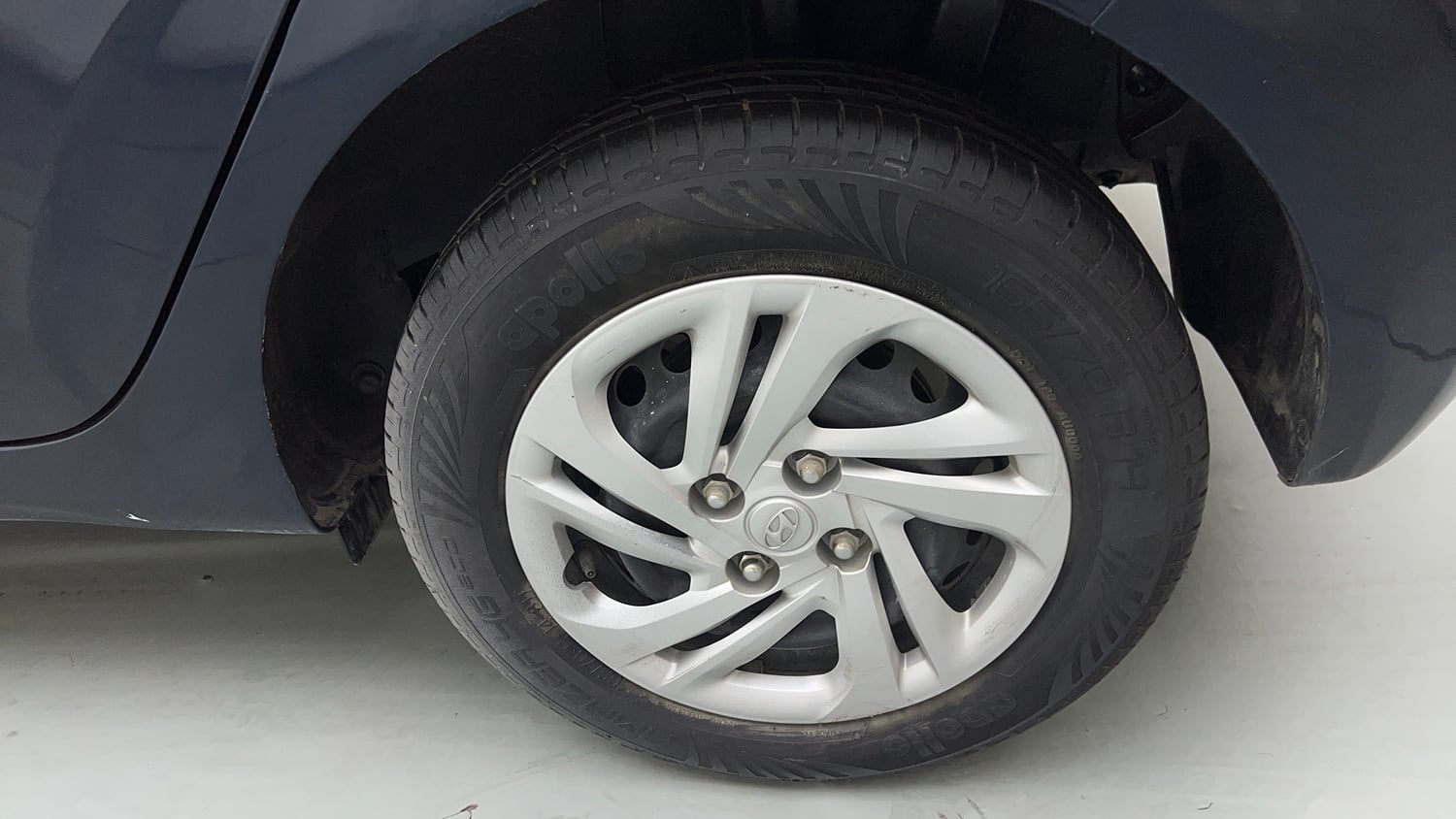 Used 2021 Hyundai Grand i10 Nios Magna 1.2 Kappa VTVT CNG Cng Manual tyres LEFT REAR TYRE RIM VIEW