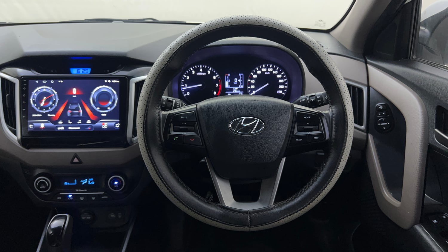 Used 2017 Hyundai Creta 1.6 SX Plus AT Petrol Petrol Automatic interior STEERING VIEW
