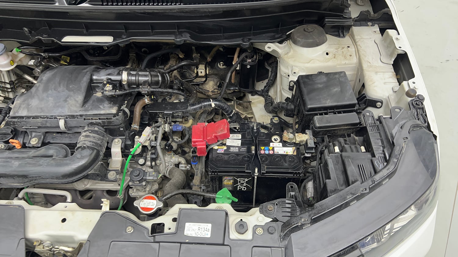 Used 2022 Maruti Suzuki Brezza ZXi Petrol Manual engine ENGINE LEFT SIDE VIEW