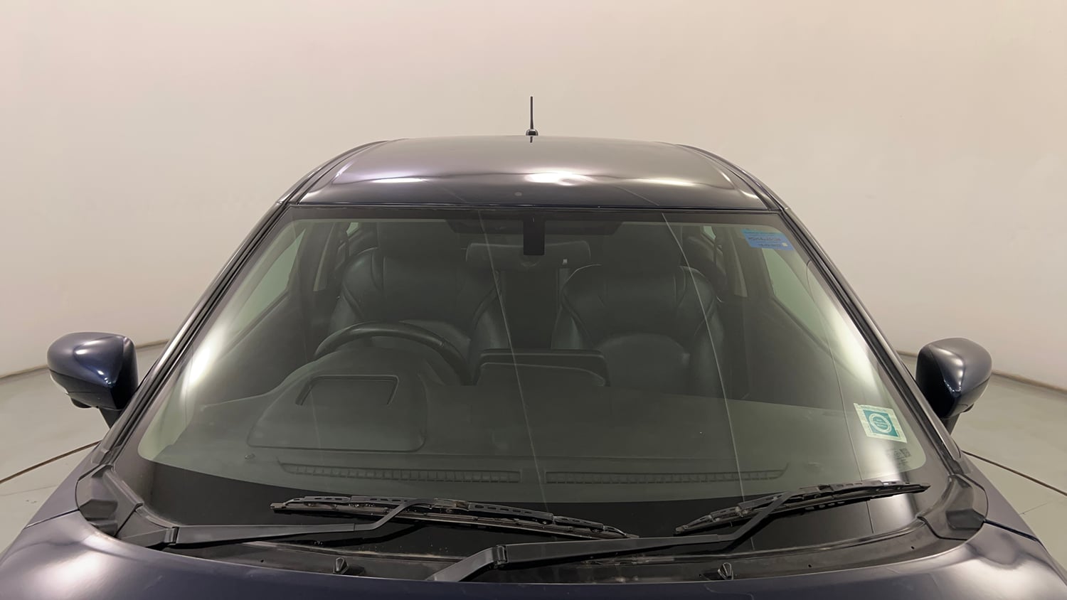 Used 2022 Maruti Suzuki Baleno Alpha MT Petrol Manual exterior FRONT WINDSHIELD VIEW