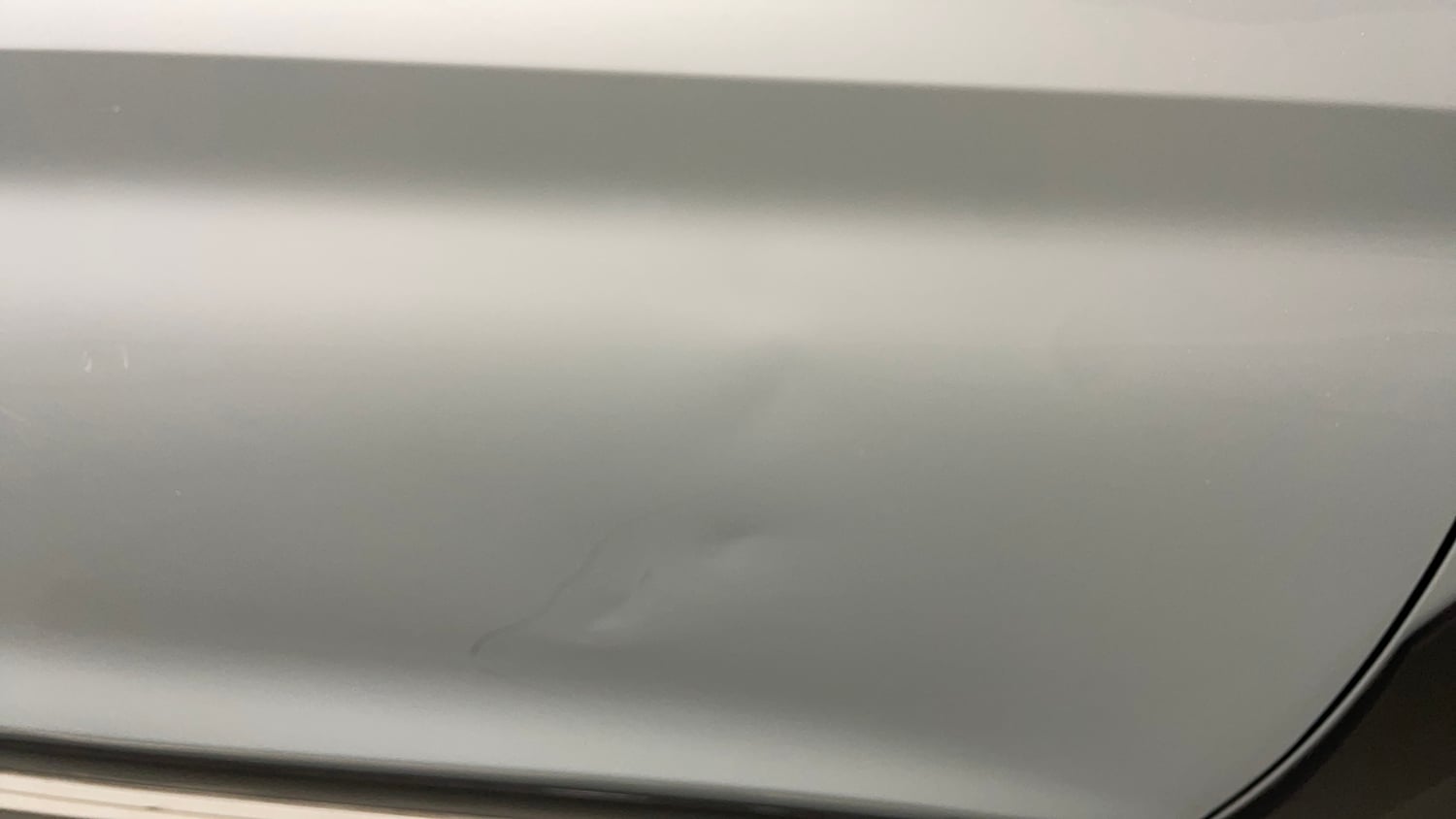 Used 2023 Maruti Suzuki XL6 Zeta MT Petrol Petrol Manual dents MINOR DENT