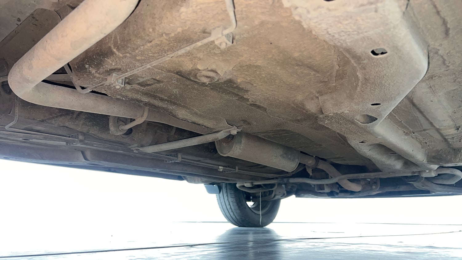 Used 2019 Tata Tiago Revotron XZ Petrol Manual extra REAR RIGHT UNDERBODY VIEW