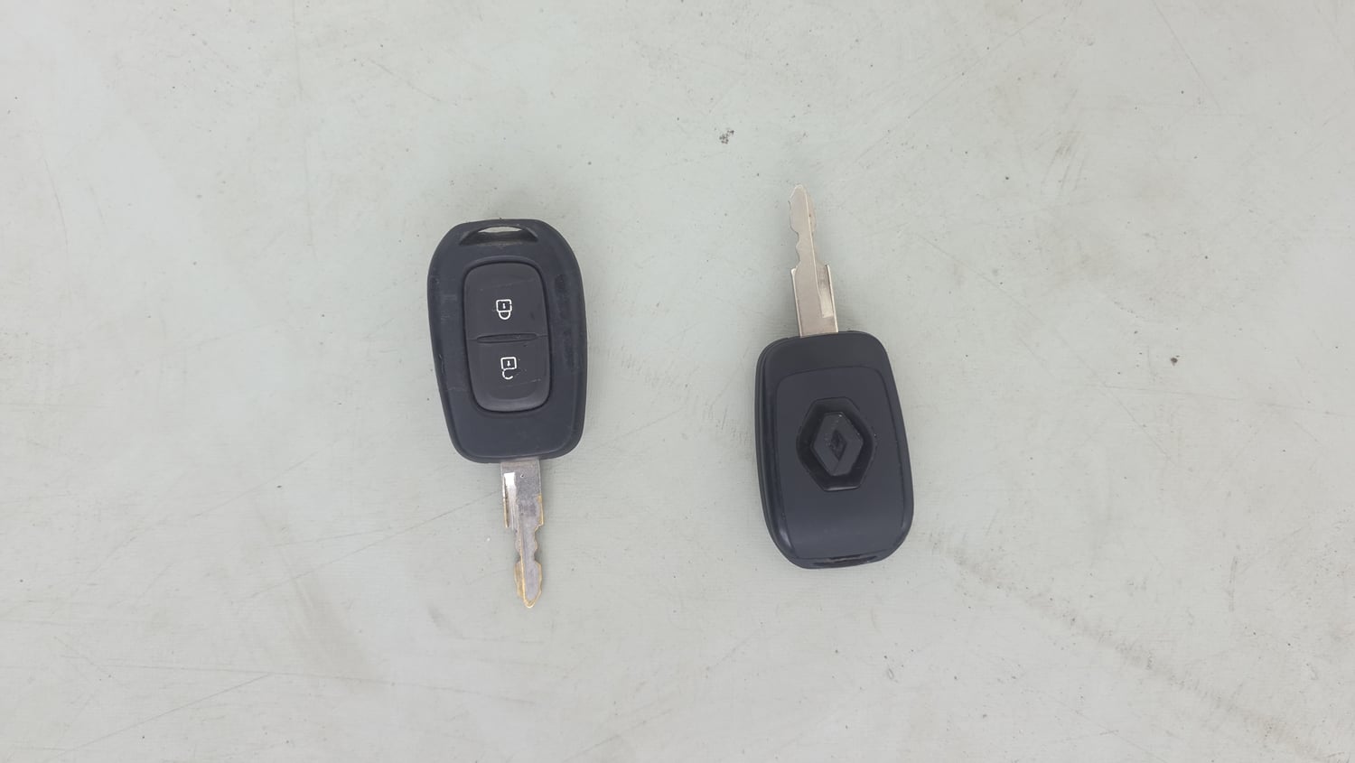Used 2020 Renault Kwid Neotech RXL 1.0  AMT Petrol Automatic extra CAR KEY VIEW