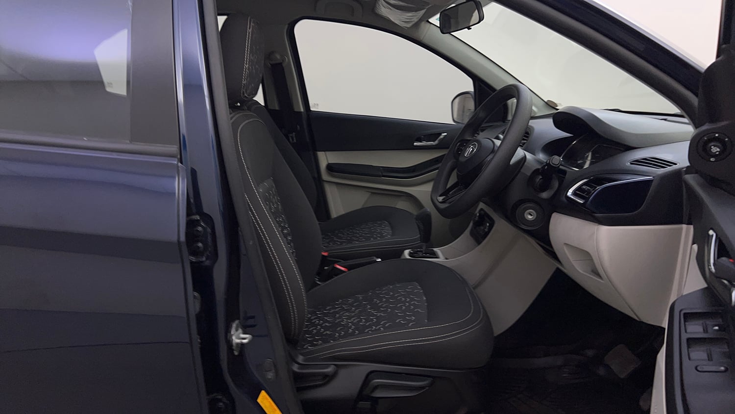 Used 2023 Tata Tiago XZA Plus Petrol Automatic interior RIGHT SIDE FRONT DOOR CABIN VIEW