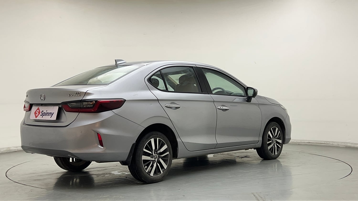 Used 2021 Honda City ZX Petrol Petrol Manual exterior RIGHT REAR CORNER VIEW