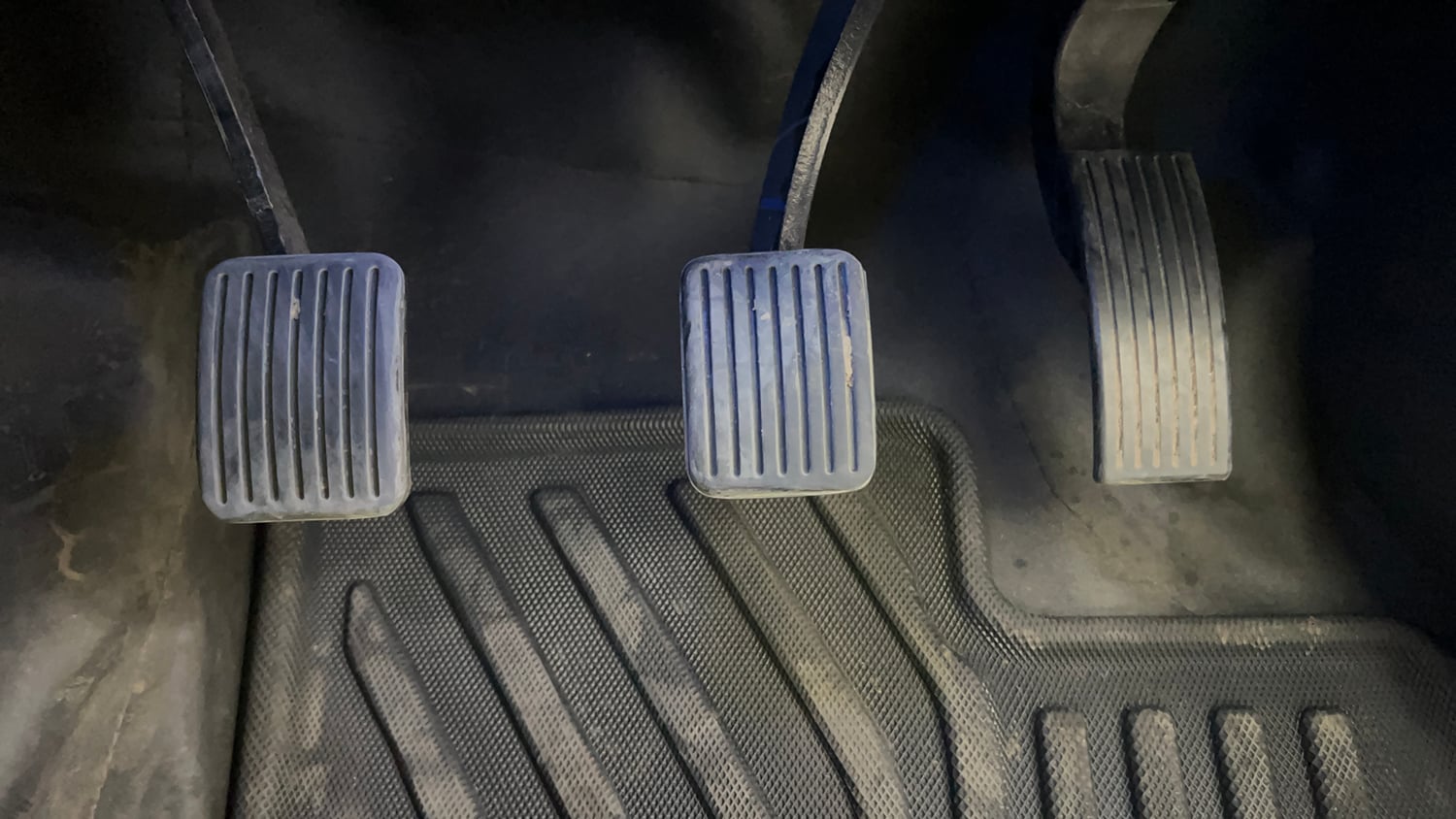 Used 2025 Hyundai Aura SX 1.2 CNG Cng Manual interior PEDALS VIEW