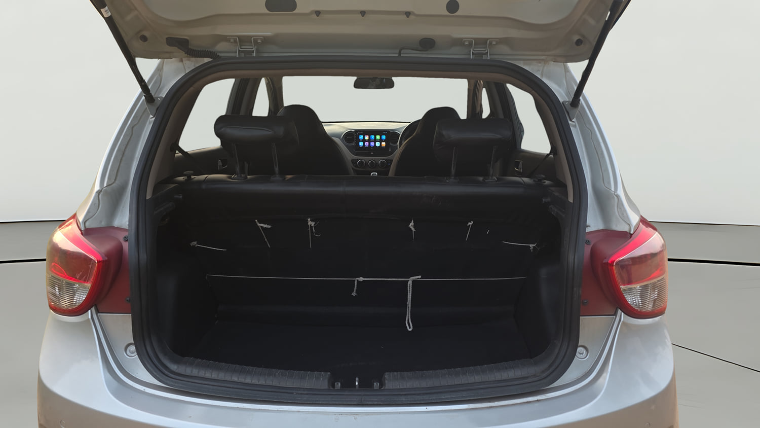 Used 2015 Hyundai Grand i10 Asta 1.2 Kappa VTVT Petrol Manual interior DICKY INSIDE VIEW