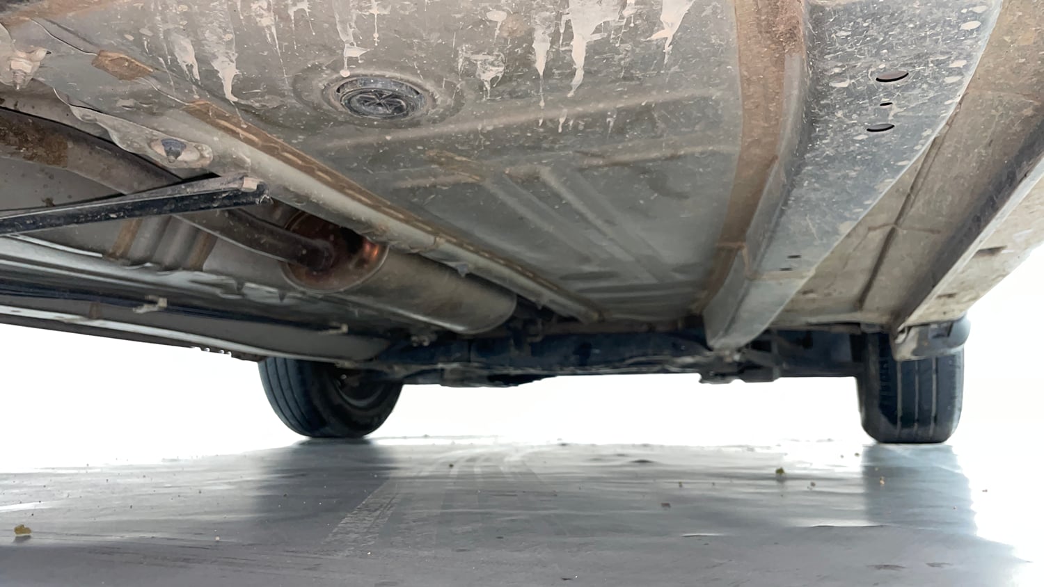 Used 2021 Maruti Suzuki Baleno Sigma Petrol Manual extra REAR RIGHT UNDERBODY VIEW