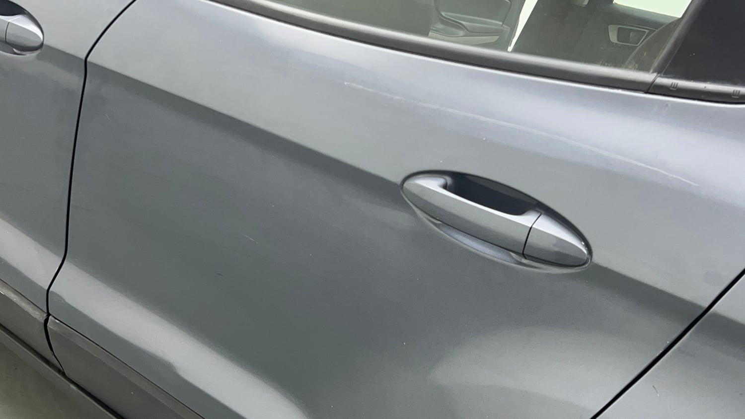 Used 2018 Ford EcoSport Trend + 1.5L Ti-VCT AT Petrol Automatic dents MINOR SCRATCH