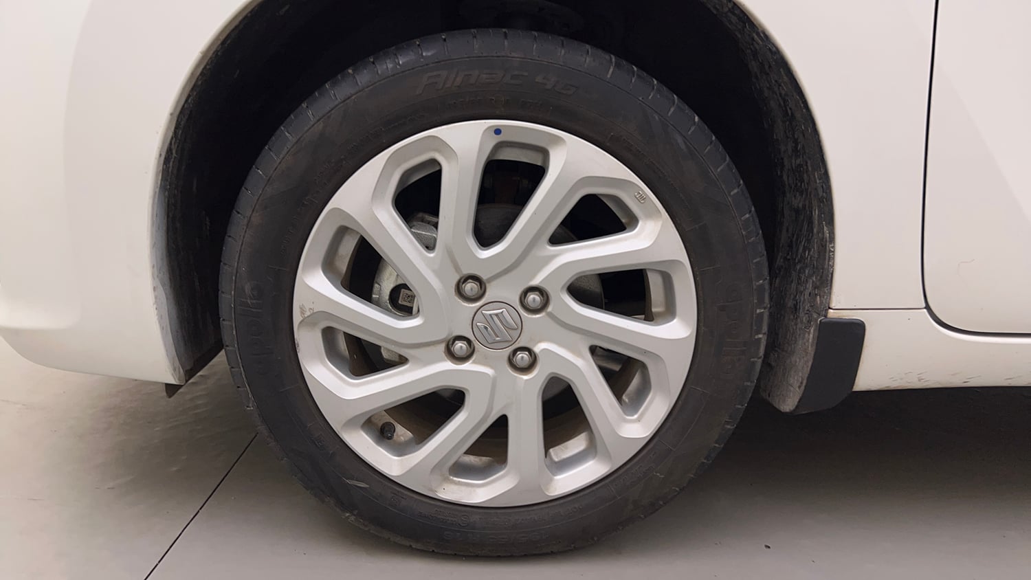 Used 2026 Maruti Suzuki Baleno Zeta MT CNG Cng Manual tyres LEFT FRONT TYRE RIM VIEW