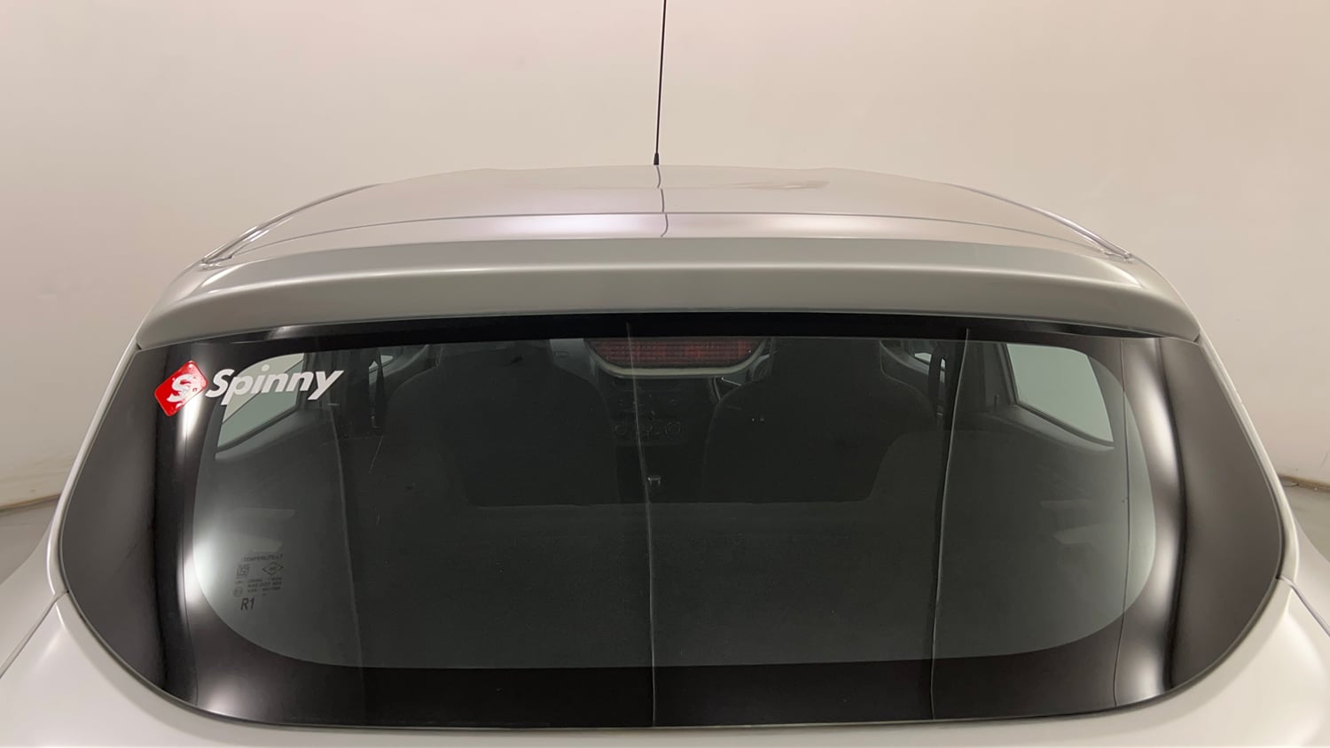 Used 2022 Renault Kwid RXL (O) 1.0 Petrol Manual exterior BACK WINDSHIELD VIEW