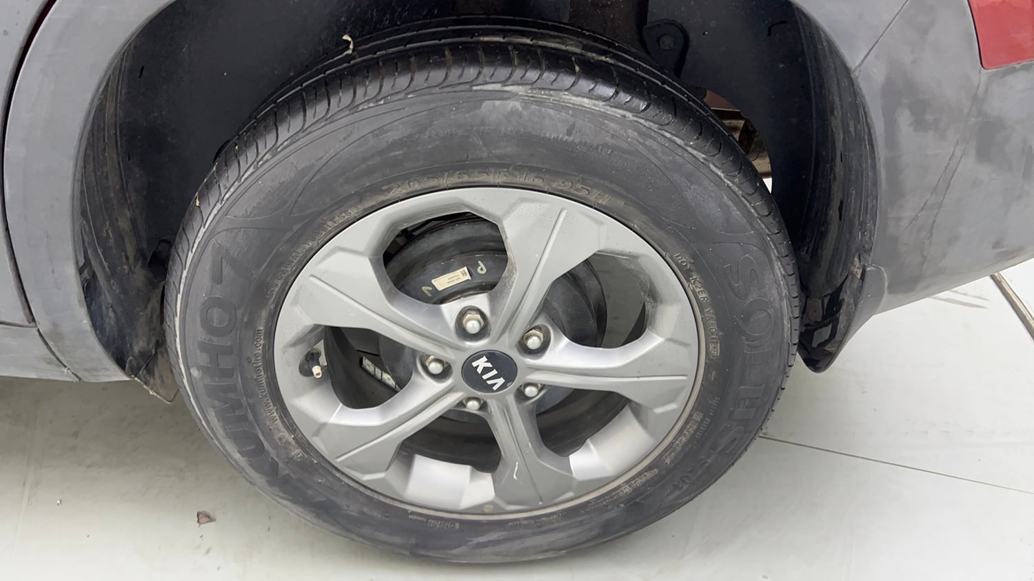 Used 2020 Kia Seltos HTK Plus 1.5 Petrol Manual tyres LEFT REAR TYRE RIM VIEW