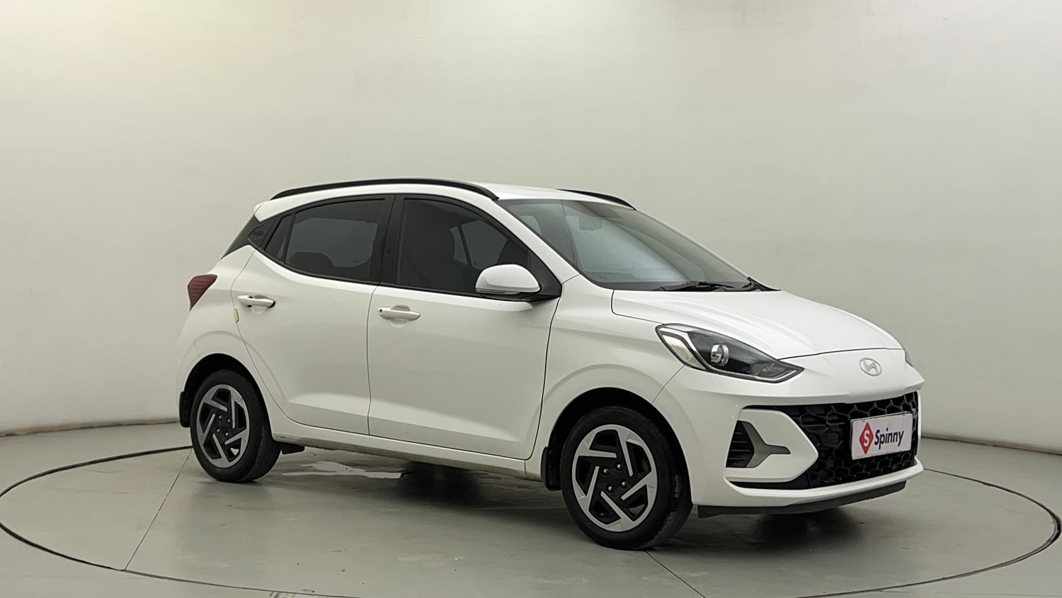 Used 2023 Hyundai Grand i10 Nios Sportz 1.2 Kappa VTVT CNG Cng Manual exterior RIGHT FRONT CORNER VIEW