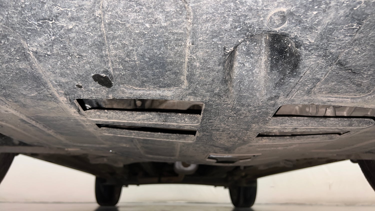 Used 2017 Hyundai Creta 1.6 SX Plus AT Petrol Petrol Automatic extra FRONT LEFT UNDERBODY VIEW
