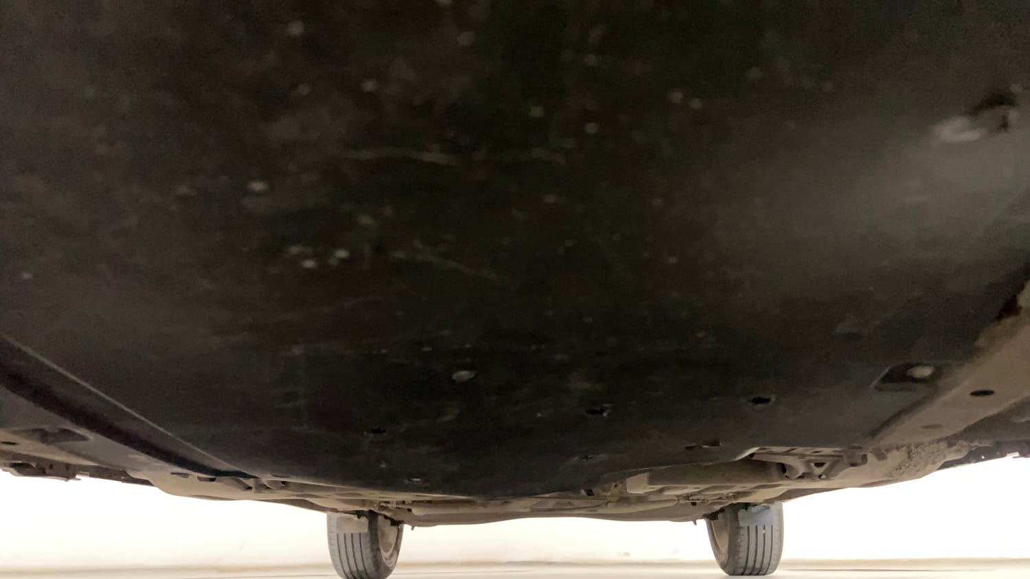 Used 2022 Maruti Suzuki Baleno Alpha MT Petrol Manual extra FRONT LEFT UNDERBODY VIEW