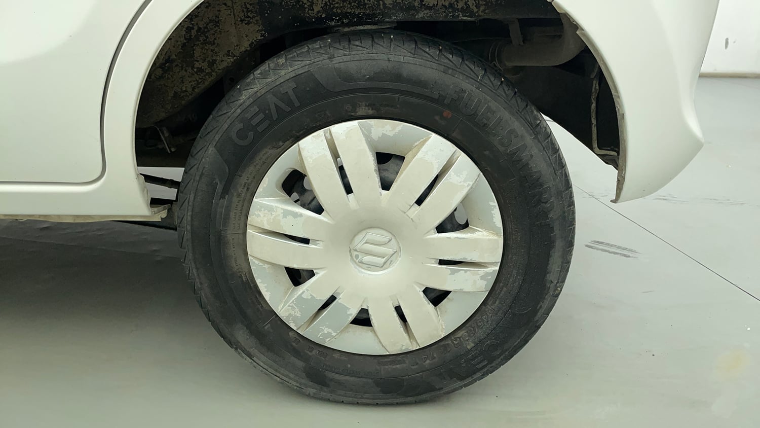Used 2019 Maruti Suzuki Alto 800 LXi Petrol Manual tyres LEFT REAR TYRE RIM VIEW