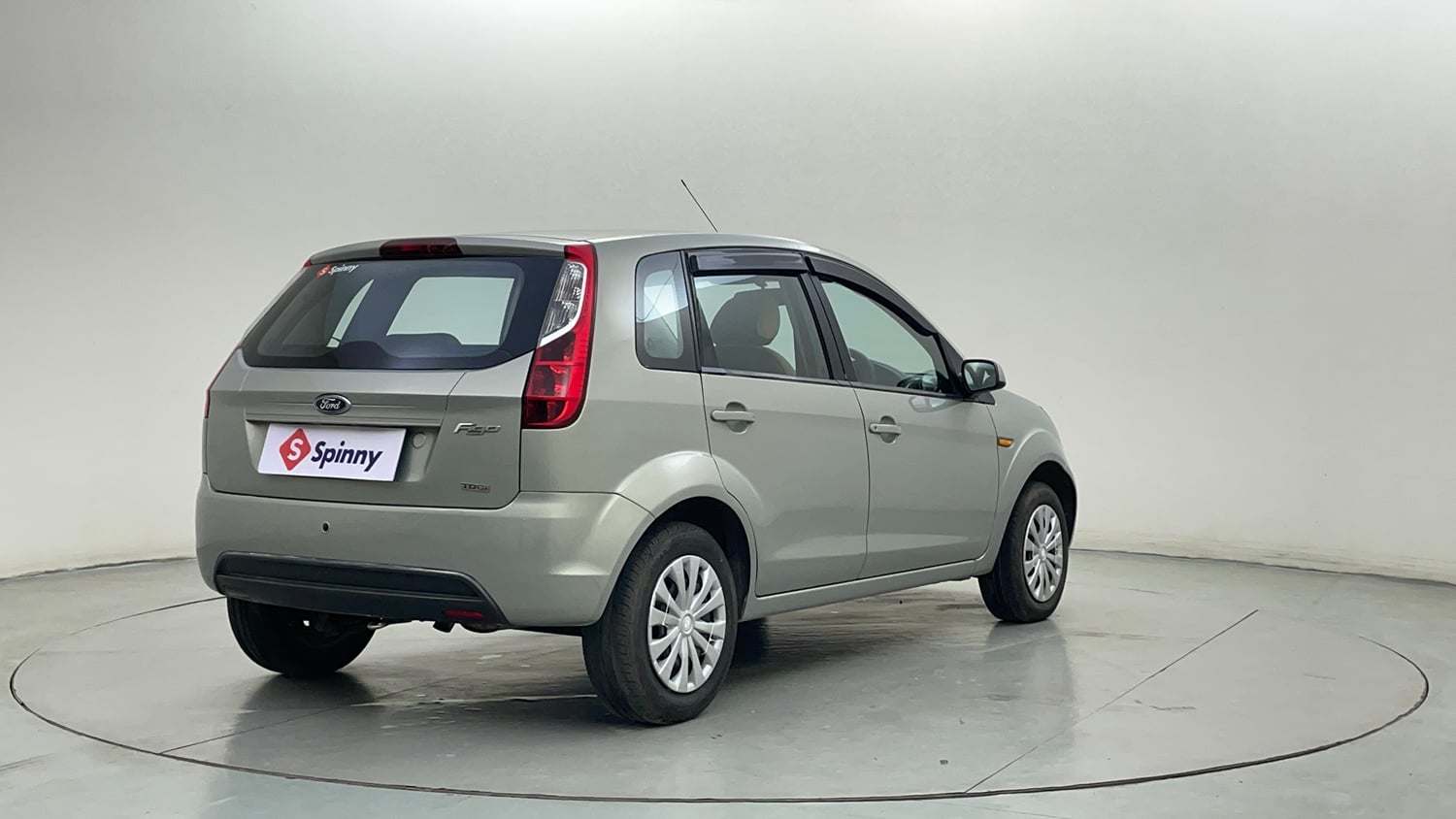 Used 2012 Ford Figo Duratorq Diesel EXI 1.4 Diesel Manual exterior RIGHT REAR CORNER VIEW