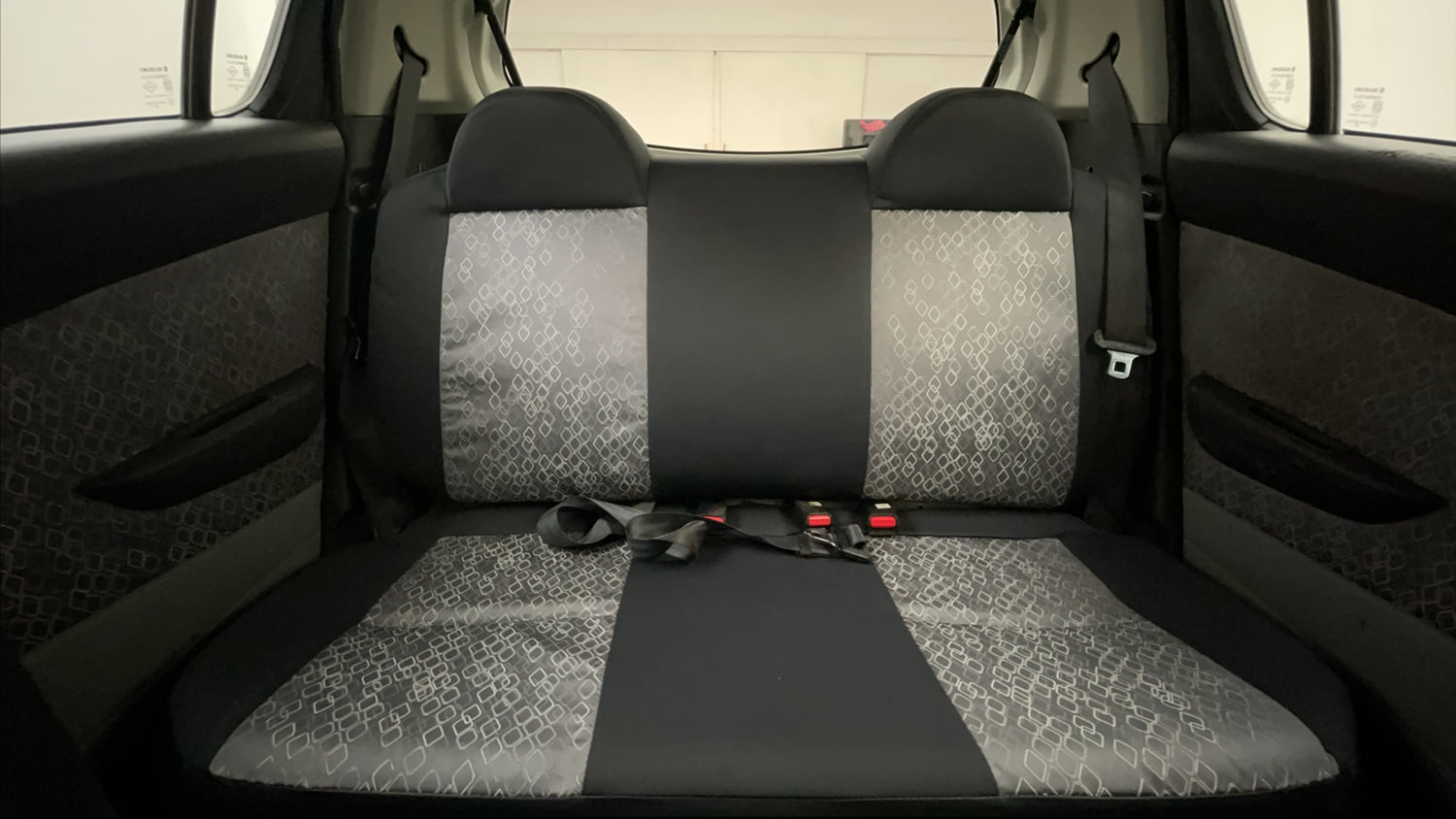 Used 2016 Maruti Suzuki Alto 800 LXi Petrol Manual interior REAR SEAT CONDITION VIEW