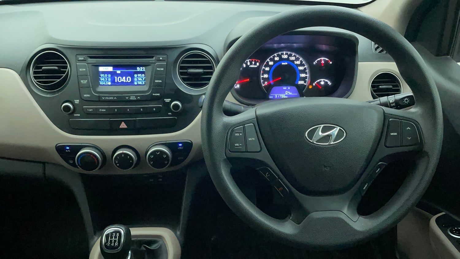 Used 2015 Hyundai Grand i10 Sportz 1.2 Kappa VTVT Petrol Manual interior STEERING VIEW