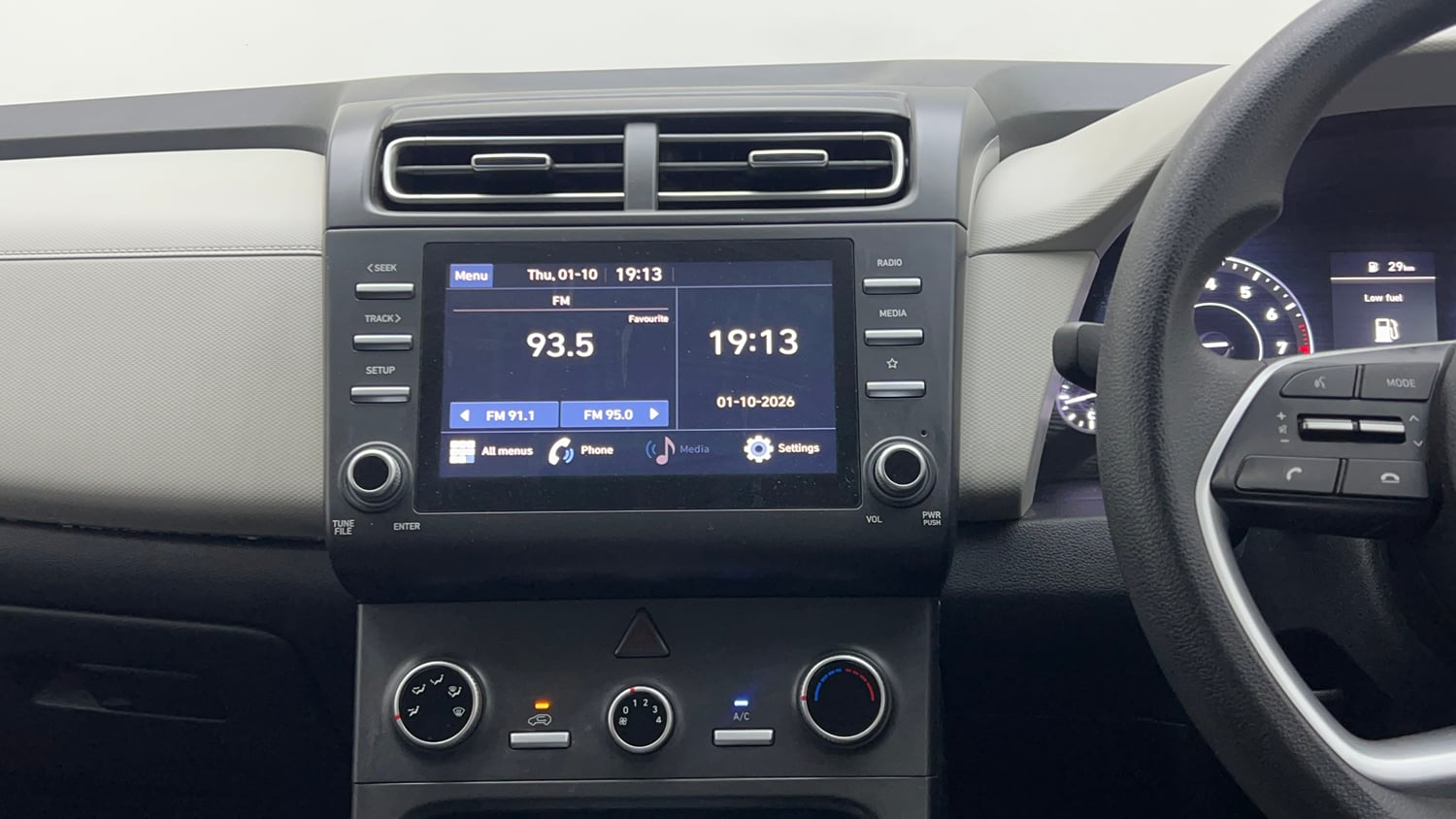 Used 2024 Hyundai Creta EX 1.5 Petrol Petrol Manual interior MUSIC SYSTEM & AC CONTROL VIEW