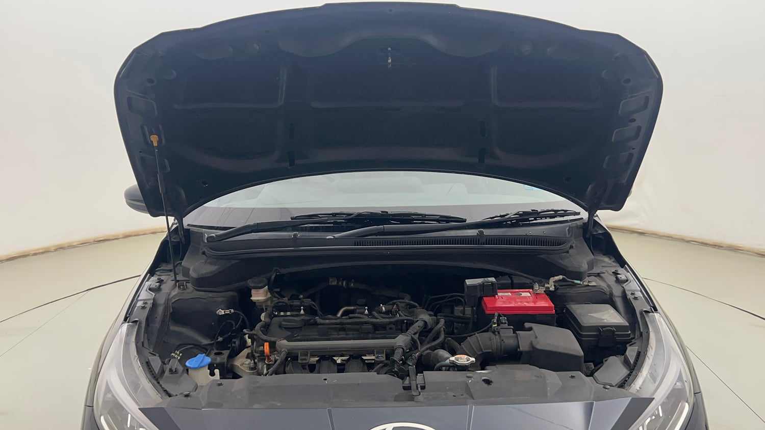 Used 2024 Hyundai New i20 Asta (O) 1.2 IVT Petrol Automatic engine ENGINE & BONNET OPEN FRONT VIEW